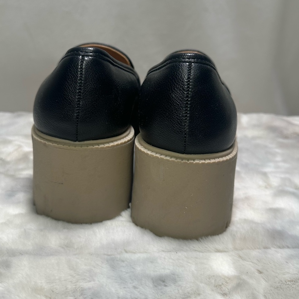 Dolce Vita Black/Tan Chunky Platform Lug Sole Heeled Loafers Size 9 - Picture 4 of 5
